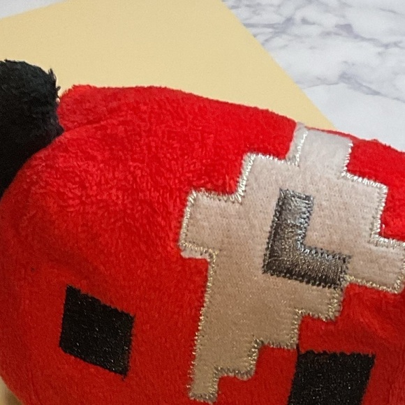 Minecraft OVERWORLD BABY MOOSHROOM Plush STUFFED ANIMAL toy red - Picture 6 of 6